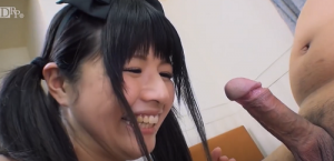 HÌnh ảnh phim sex nhật vợ vắng nhà ông chủ lôi em người hầu xinh ra bú cặc